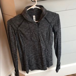Lululemon top